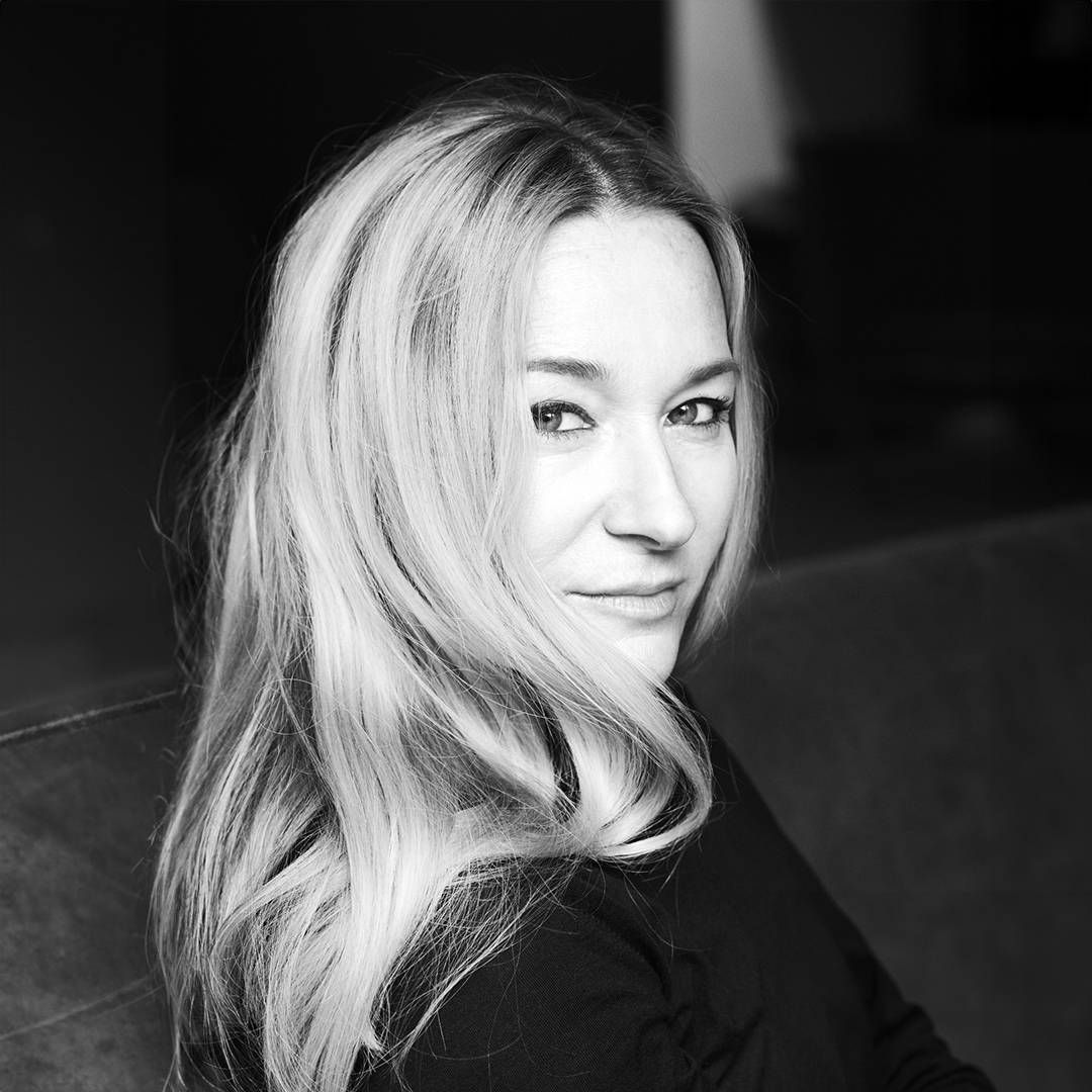 1080x1080 Julie De LIbran